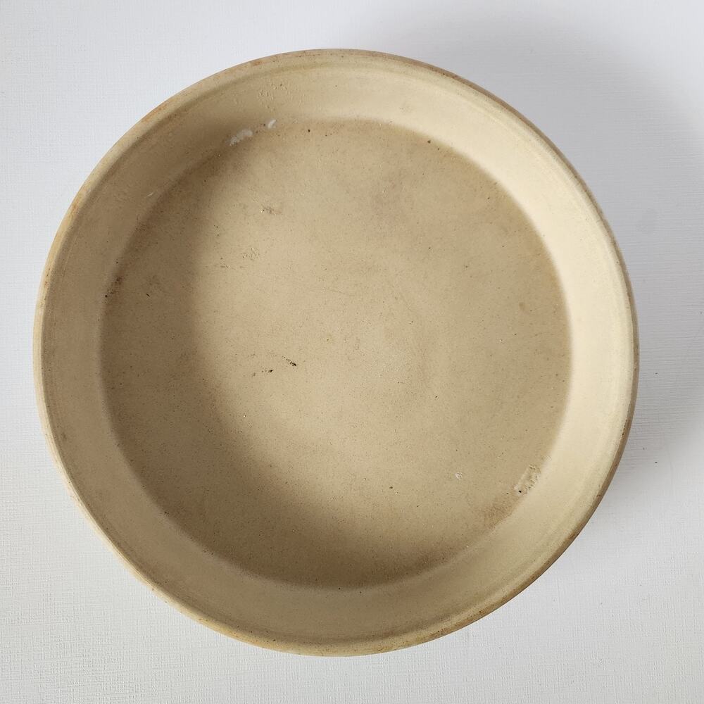 Sassafras Enterprises Superstone Ware #3615 11" Round Deep Dish Pizza/Pie Baker